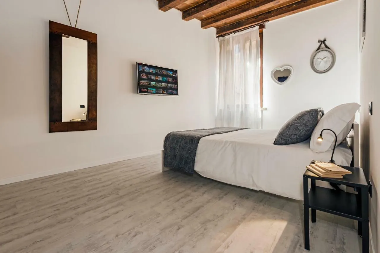 Ponte Postumio Apartment Verona Italy